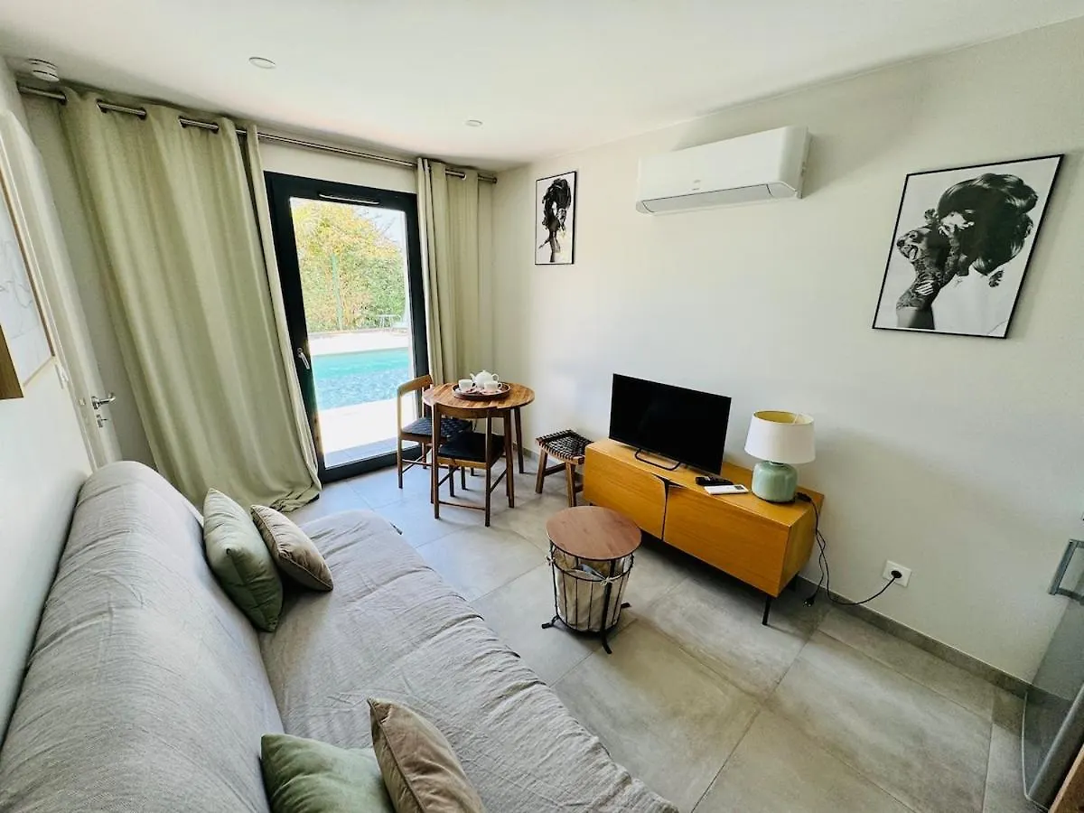 アパート Appartement Independant シャトーヌフ・シュル・イゼール